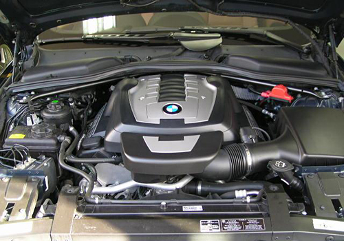 BMW 650i クーペ オプション19インチアルミ