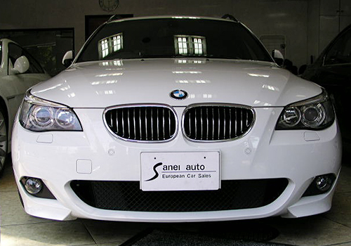 BMW 550i ツーリング Mスポーツパッケージ